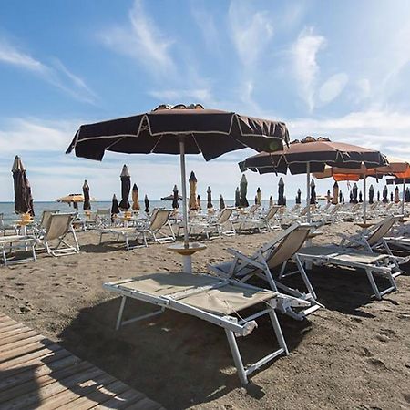 Hotel Anna Terracina Εξωτερικό φωτογραφία