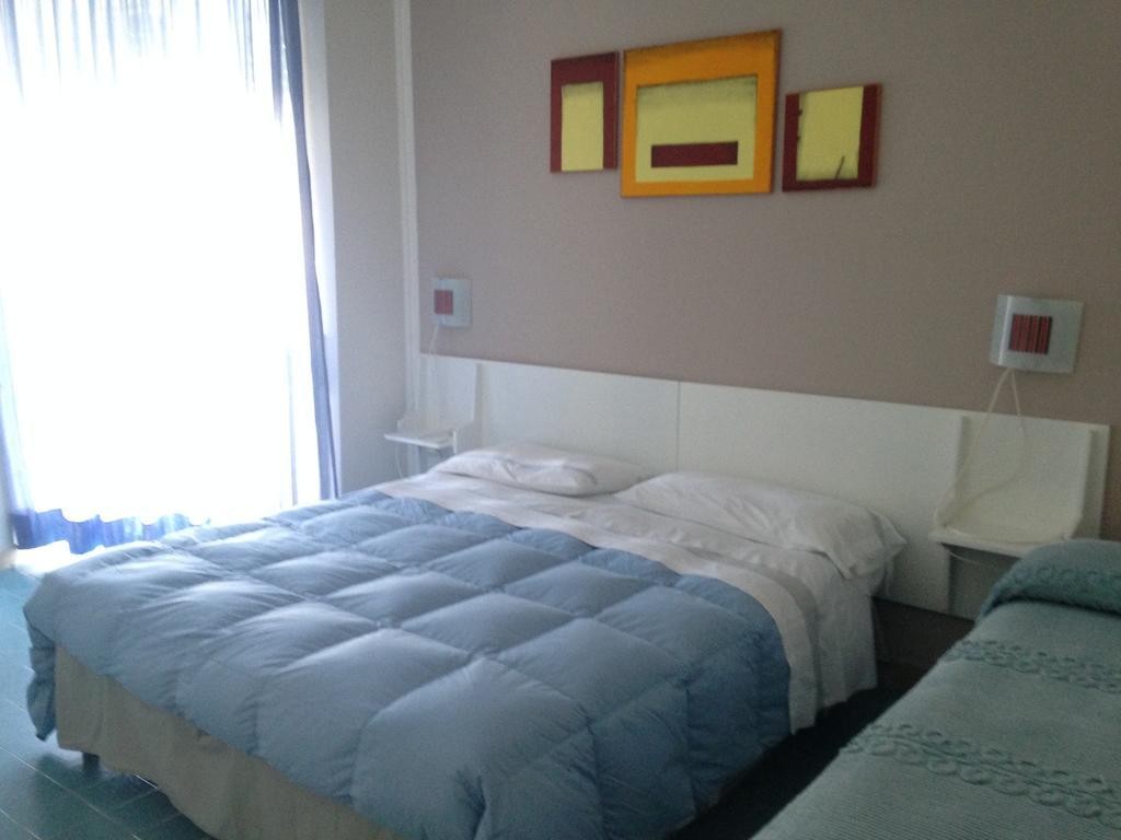 Hotel Anna Terracina Δωμάτιο φωτογραφία