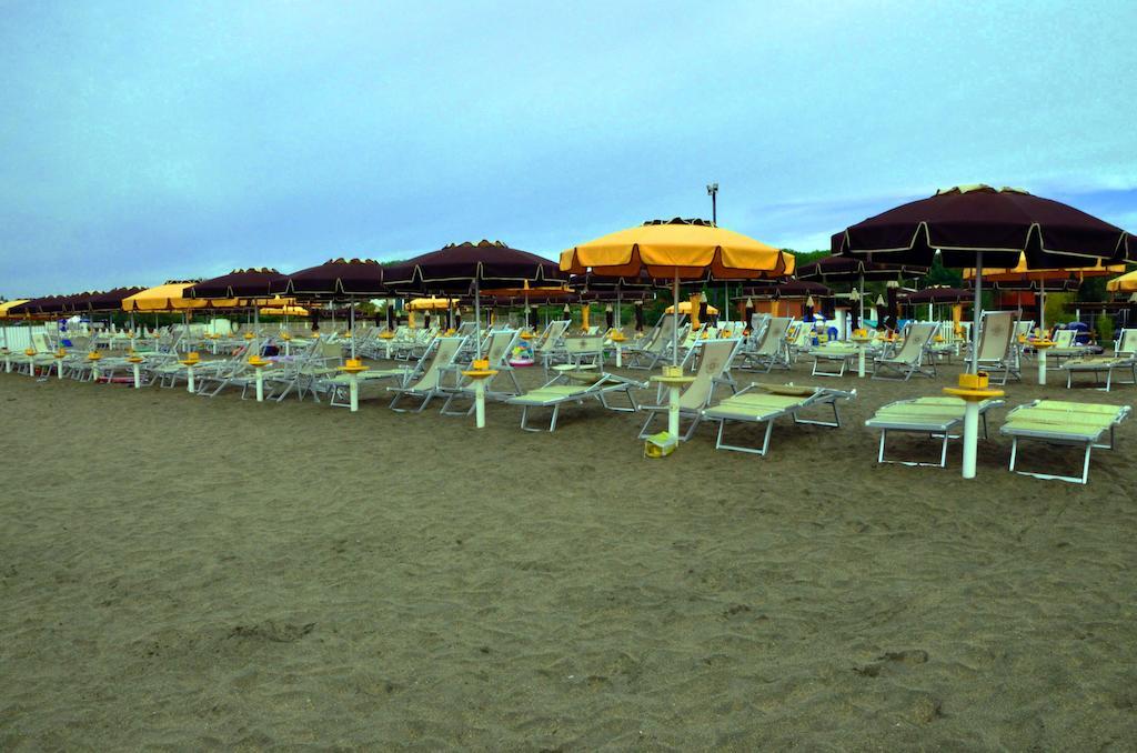 Hotel Anna Terracina Εξωτερικό φωτογραφία