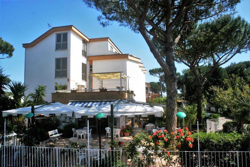 Hotel Anna Terracina Εξωτερικό φωτογραφία