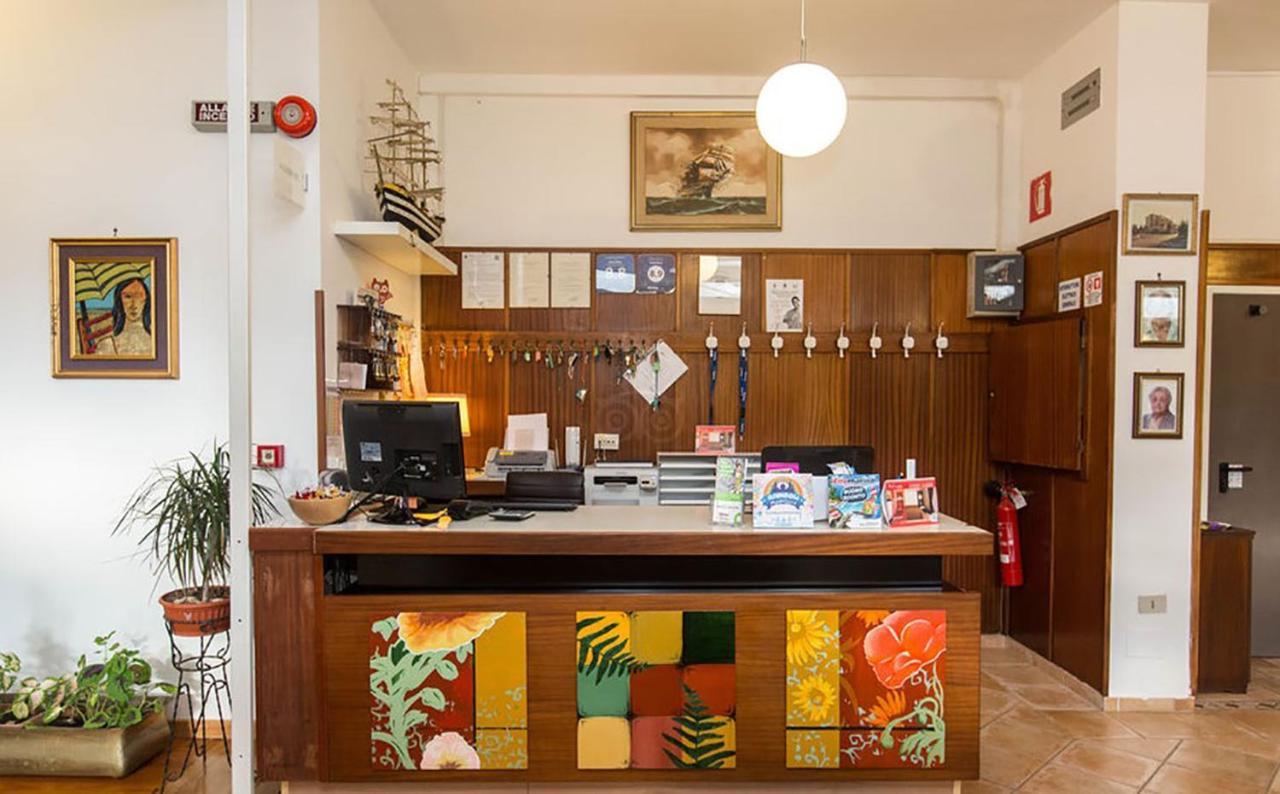 Hotel Anna Terracina Εξωτερικό φωτογραφία