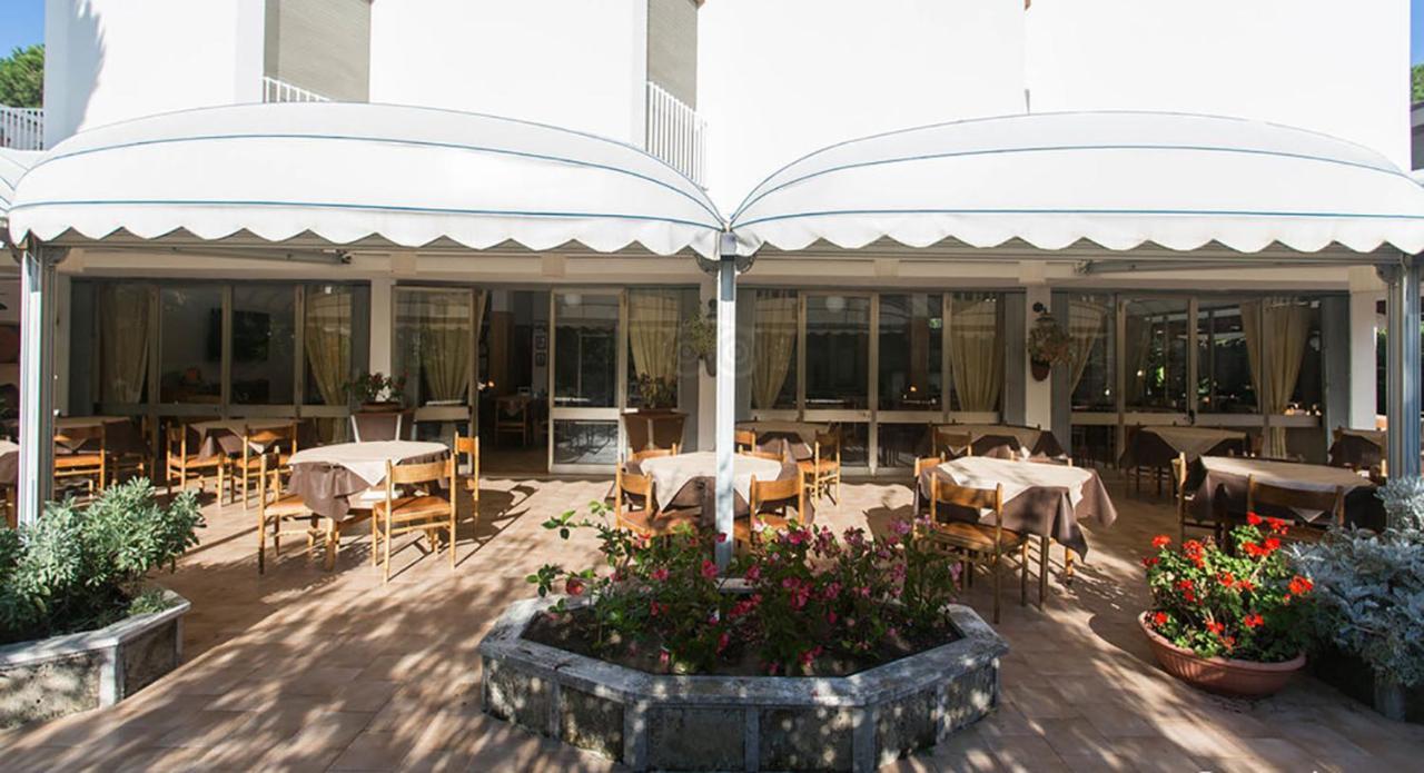 Hotel Anna Terracina Εξωτερικό φωτογραφία
