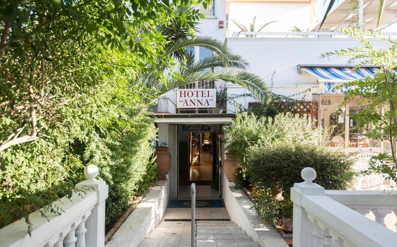 Hotel Anna Terracina Εξωτερικό φωτογραφία